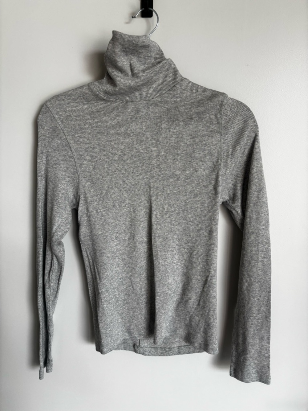 Quince Gray Ribbed Turtleneck Sweater